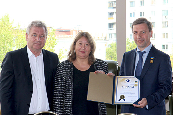 Valery Medvedev awarded with EAPO Blinnikov Gold Medal